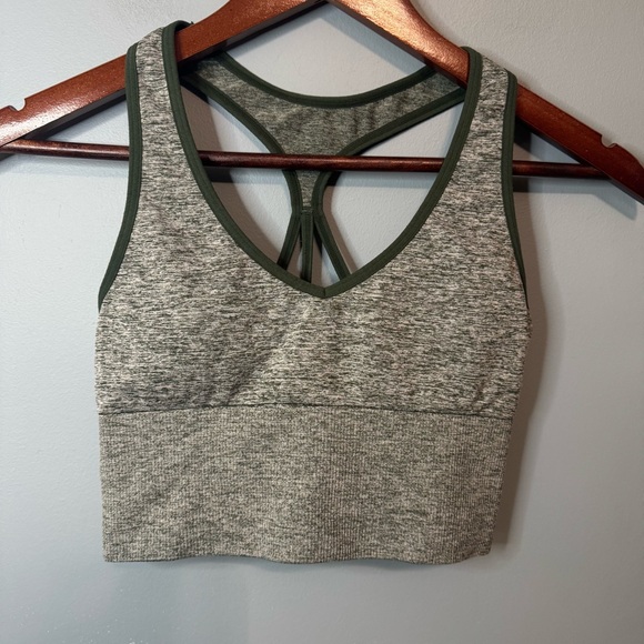 ✨3/$20✨ PINK Victoria's Secret Seamless Lightly Lined Racerback Sport Bra Small - Picture 8 of 8